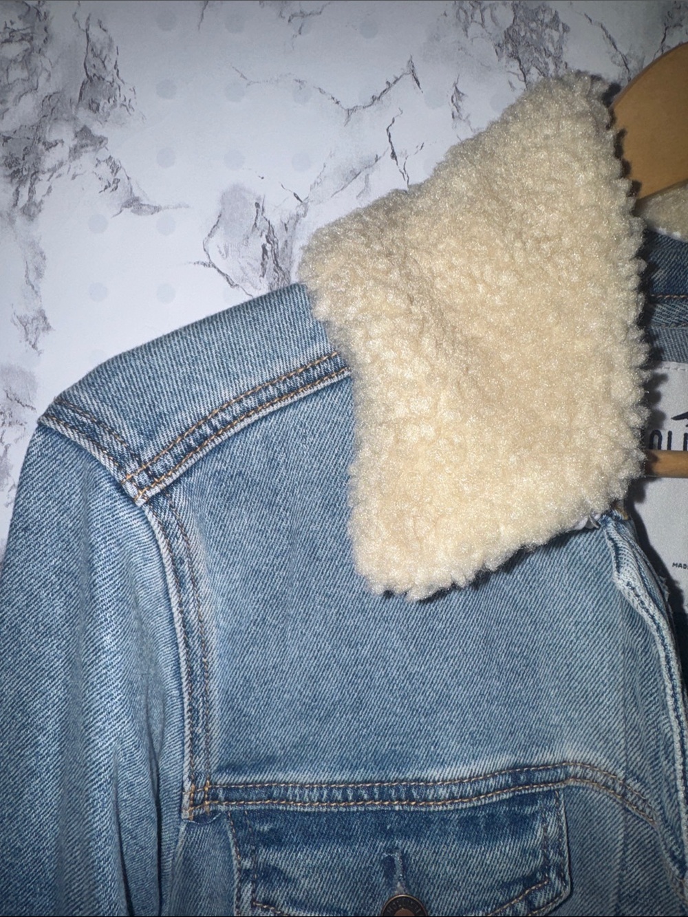 Hollister Jean Jacket Medium-Light Wash Size L - Picture 2 of 8